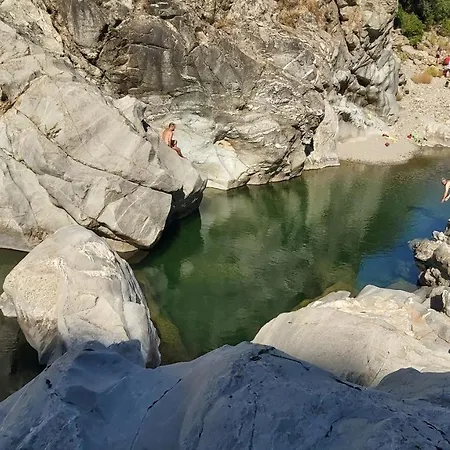 Casetta Del Cuore Intero Con Camino * Sadali