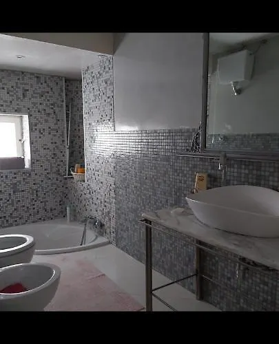 Casetta Del Cuore Intero Con Camino *